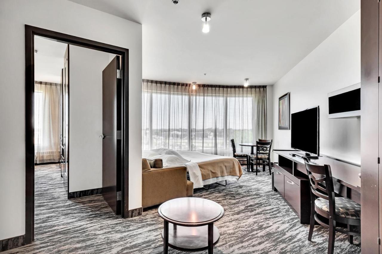 Hotel Mortagne Boucherville Eksteriør billede