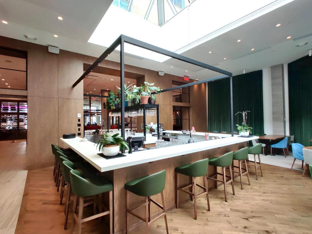 Hotel Mortagne Boucherville Eksteriør billede