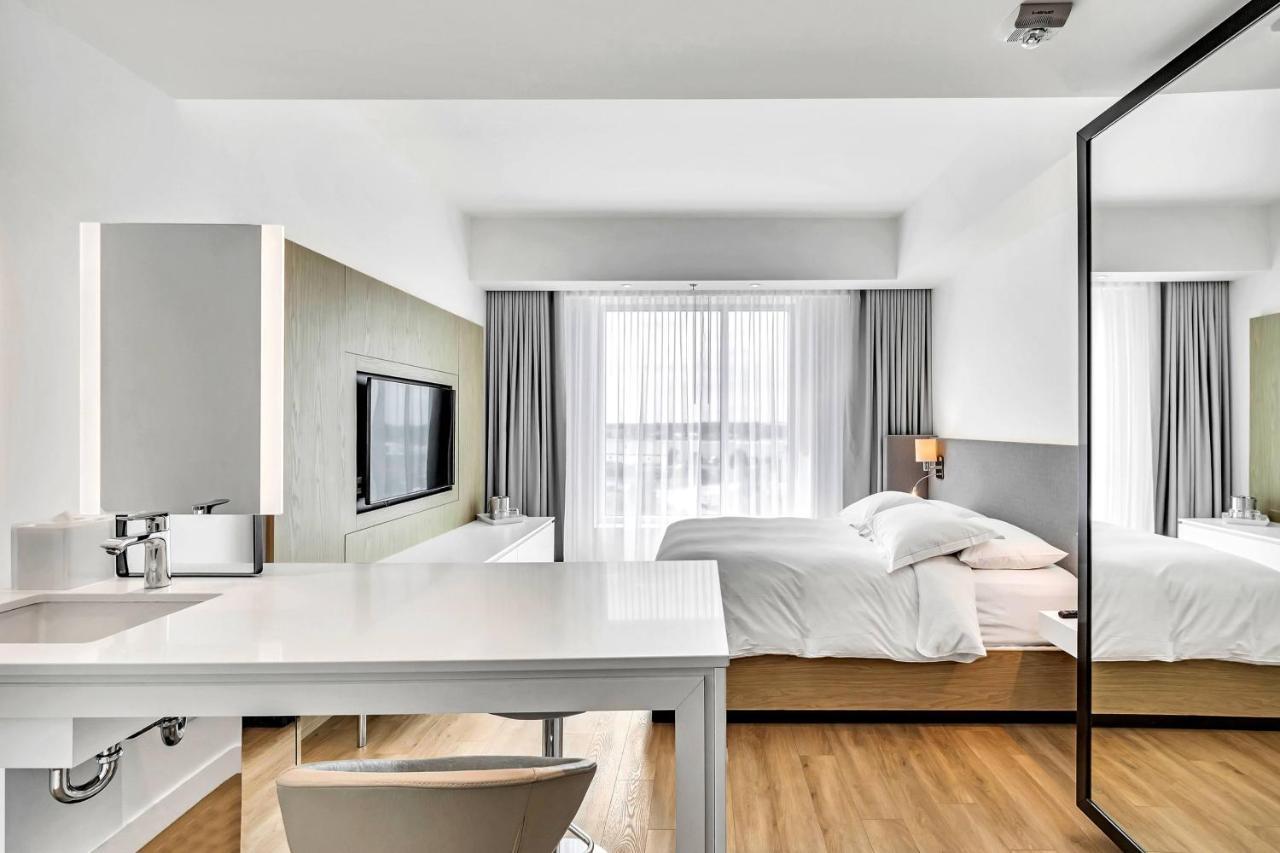 Hotel Mortagne Boucherville Eksteriør billede