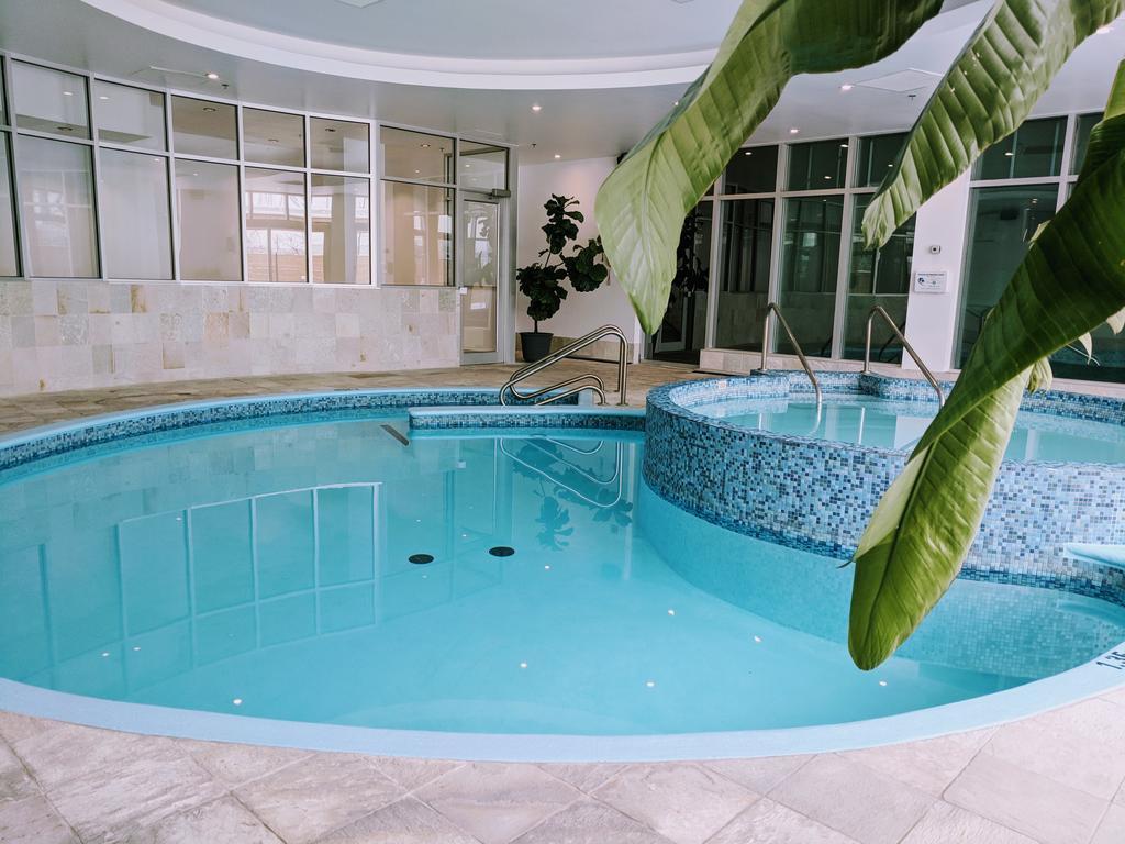 Hotel Mortagne Boucherville Eksteriør billede